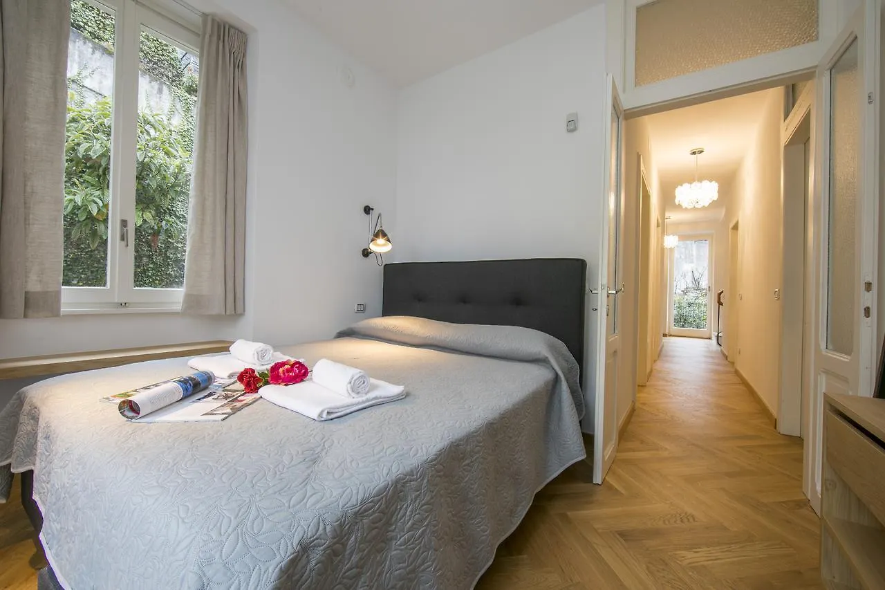 Villa Teresa Grande - Lake Como Brienno 0*,  Italia